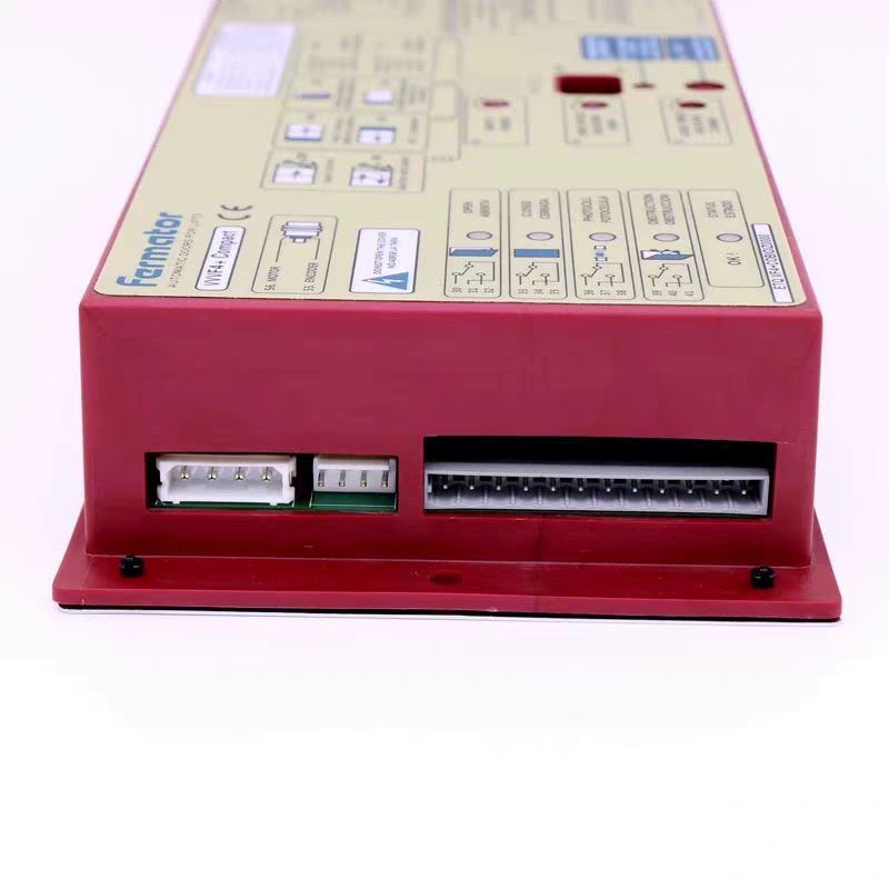 Fermator VF4+ Compact 门机控制器接口侧视图